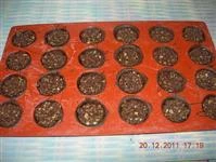 cioccolatini cioccolato fondente mandorle immagine 4
