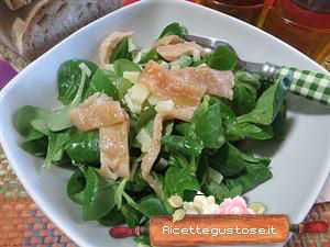 insalata songino salmone marinato ricotta dura salata