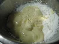 torta mimosa cioccolato bianco amarene immagine 4