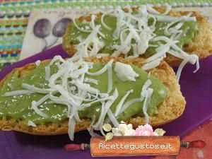 crostini alla crema di asparagi ricetta
