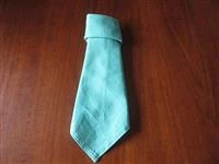 piegare tovagliolo a forma di cravatta immagine 9