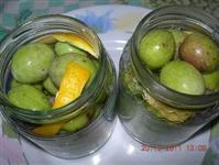 olive verdi in salamoia immagine 3