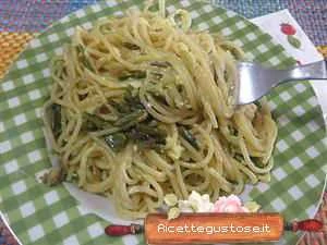 spaghetti carbonara di asparagi ricetta