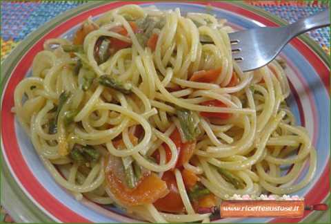 spaghetti asparagi gorgonzola