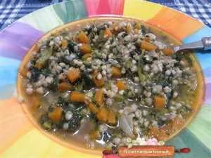 zuppa cicoria e grano saraceno ricetta
