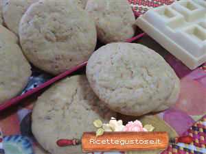 Biscotti al cioccolato bianco