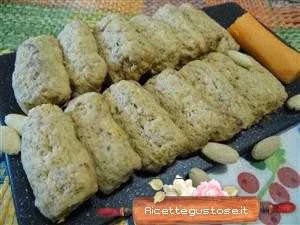 biscotti carote e mandorle