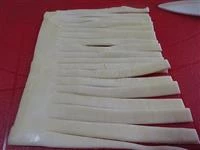 Scopette della befana pasta sfoglia e mikado foto2