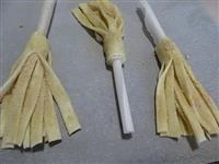 Scopette della befana pasta sfoglia e mikado foto5