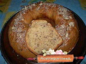 ciambellone frutta secca e miele ricetta