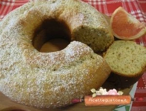 ciambellone pompelmo rosso e nocciole ricetta