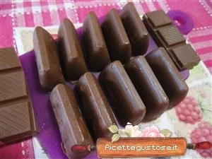 cioccolatini alla mousse di fragole ricetta