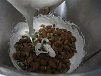 6 immagine torrone morbido  al pistacchio