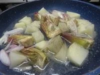 carciofi e patate in casseruola 2 immagine