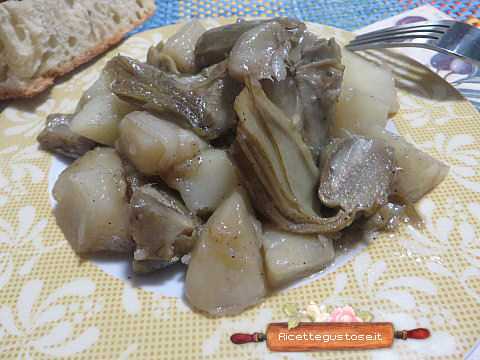 Carciofi e patate in casseruola
