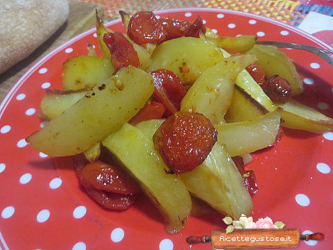 Patate e pomodori al forno