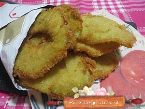 zucchine spinose panate e fritte