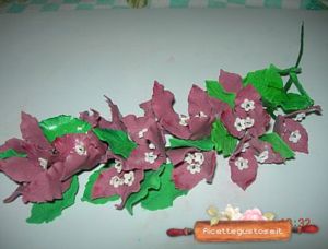 Bouganville in gum paste