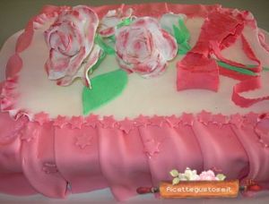 Mazzo di rose con centrino