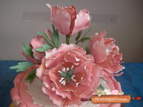 Tutorial peonia e boccioli gum paste