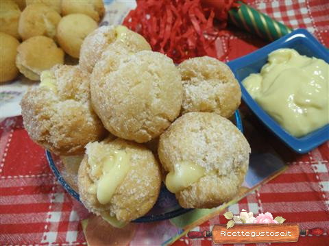 castagnole farcite alla crema