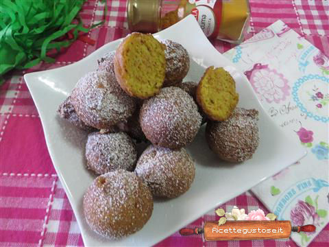 castagnole noci e curcuma