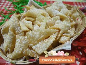 chiacchiere al cocco