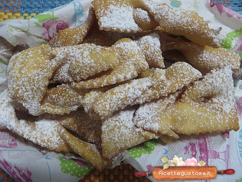 chiacchiere alla grappa