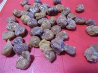 castagne ricoperte cioccolato bianco e nocciole immagine 1