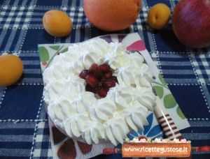 coppette golose di frutta fresca