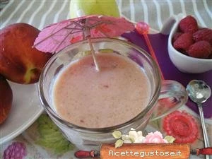 smoothie pesche nettarine e lamponi ricetta
