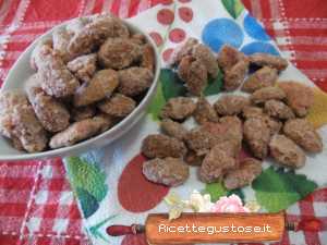 mandorle pralinate golose 