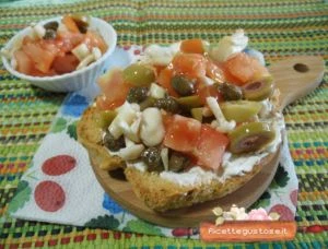freselle funghi shimeji olive e capperi