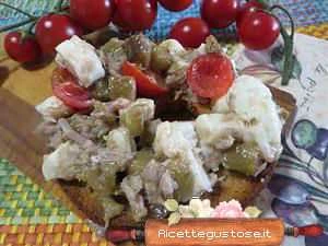 ricetta freselle melanzane e tonno