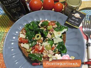 freselle tonno e spinaci ricetta