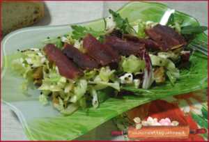 insalata bresaola di struzzo feta barricata sesamo e noci