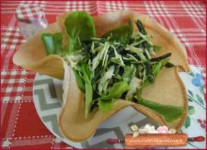 insalata cestino pasa brick branzino affumicato ricetta