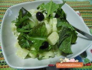 insalata cetrioli e senape rossa di Osaka ricetta