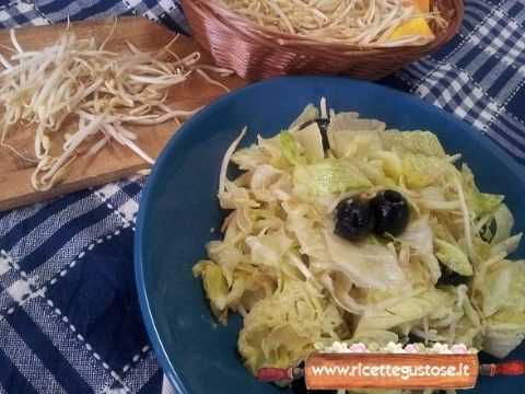 Insalata germogli di soia e avocado