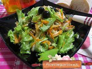 insalata sfiziosa daikon e carote facile