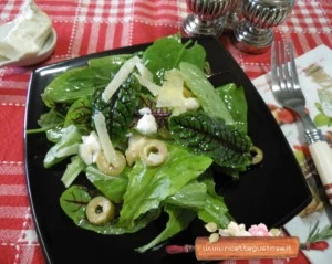 insalata pecorino e burrata affumicata sfiziosa