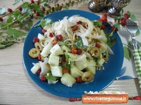 Insalata sfiziosa spinacio fragola