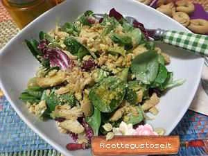 insalata valeriana e formaggio appetitosa