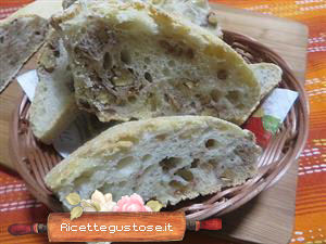 pane senza impasto alle noci