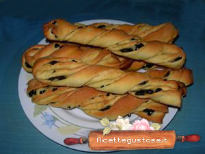 Torciglioni di pane alle olive
