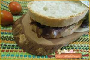 panino acetosa rossa formaggio gouda carne salada struzzo ricetta