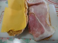 panino cheddar speck cotto peperoni gialli immagine 5