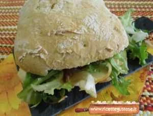 panino crescenza insalata prosciutto di cinghiale ricetta