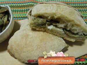 panino farcito carciofi e robiola