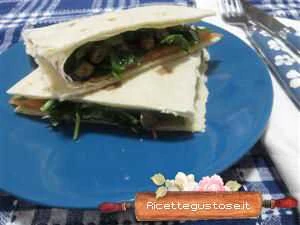 piadina farcita salmone spinaci freschi ricetta